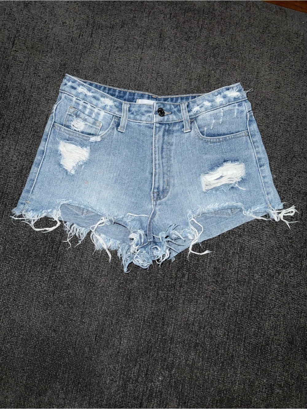 Klique B Distressed Cutoff Denim Shorts Size 27 High Rise Light Wash Jorts - Picture 2 of 12